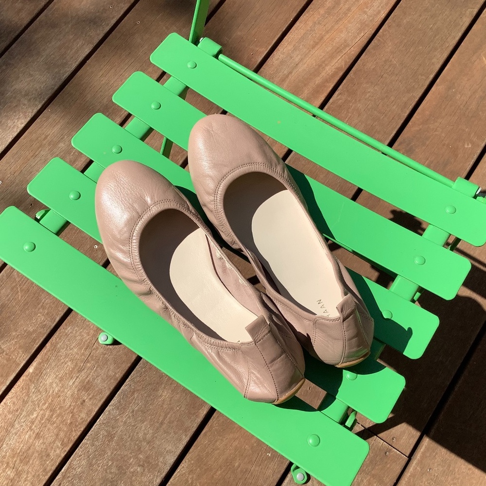 Cole Haan ballet flats. Size 9B.